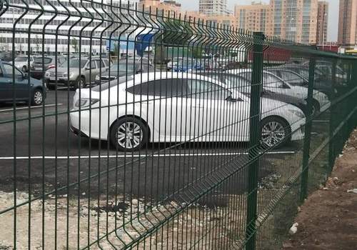 Ограждение парковки парковки бизнес центров в Санкт-Петербурге